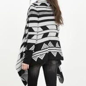 J&J Cozy Gray Open-Front Sharkbite Style Cardigan, Sz Small